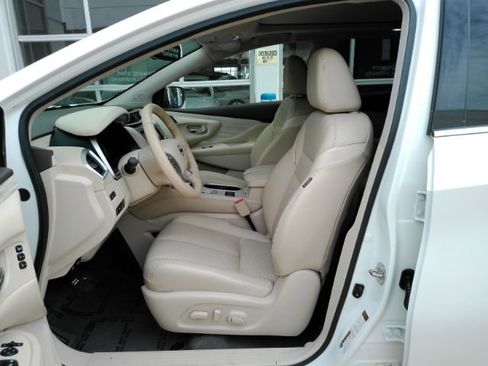 Used 2018 Nissan Murano SL w/ Moonroof Package AWD/4WD image 12