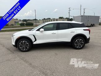 New 2026 Chevrolet Blazer EV LT AWD/4WD video 3