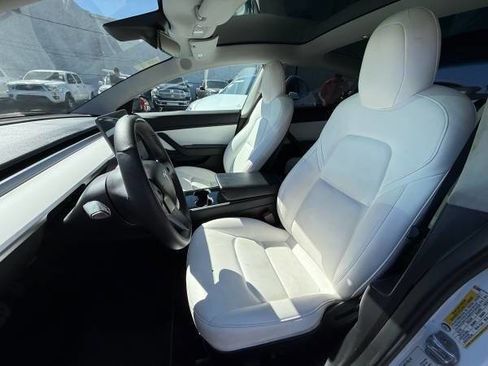 Used 2019 Tesla Model 3 Long Range image 15