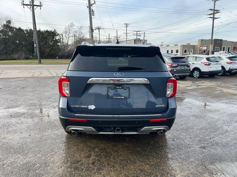 Used 2021 Ford Explorer Limited w/ Equipment Group 301A image 4