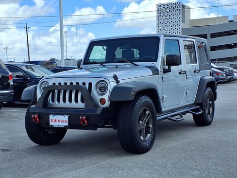 Used 2009 Jeep Wrangler Unlimited X RWD image 4