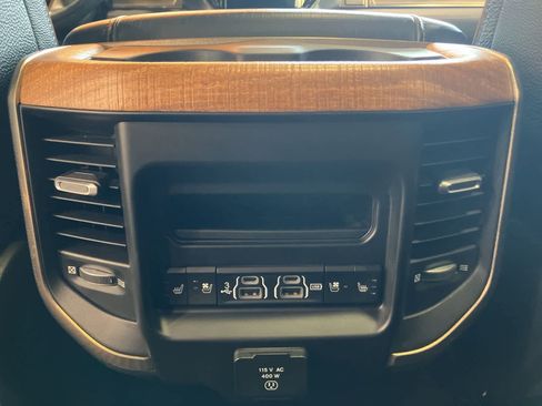 Used 2019 RAM 1500 Laramie Longhorn AWD/4WD image 29