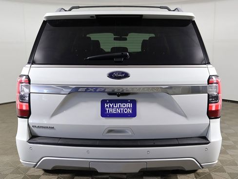 Used 2020 Ford Expedition Platinum AWD/4WD image 16