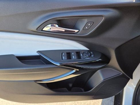 New 2026 Chevrolet Trax LT w/ Driver Confidence Package image 9