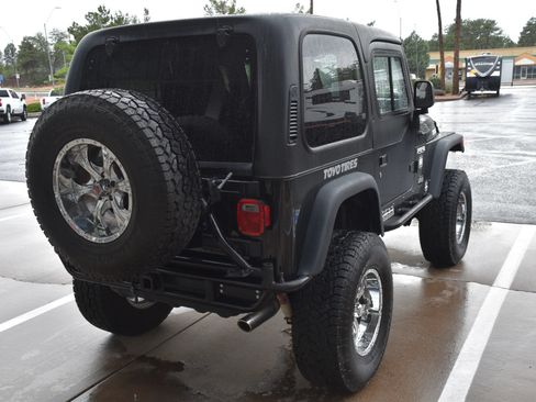 Used 2006 Jeep Wrangler X AWD/4WD image 8