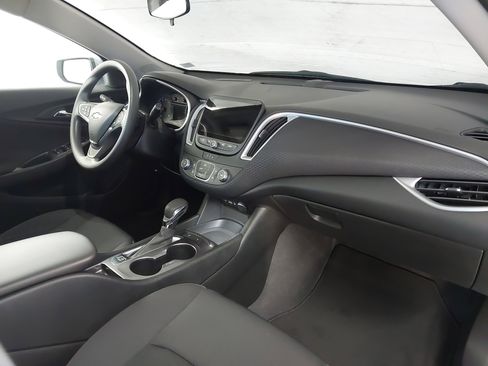 Used 2024 Chevrolet Malibu LS image 29