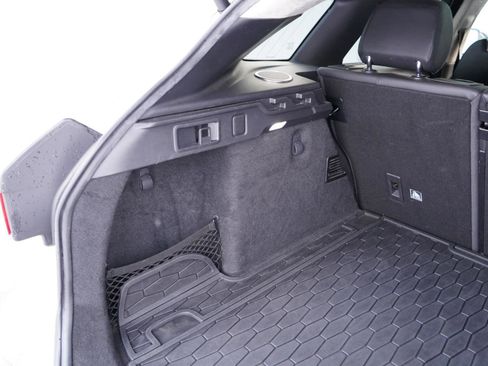 Used 2020 Jaguar F-PACE R-Sport image 70