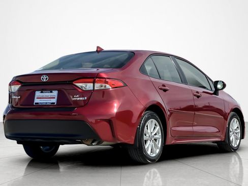 Certified 2023 Toyota Corolla LE w/ LE Convenience Package image 5