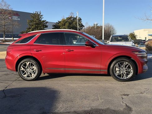 Used 2025 Genesis GV70 2.5T image 2