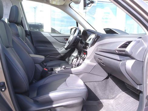 Used 2019 Subaru Forester Touring AWD/4WD image 7