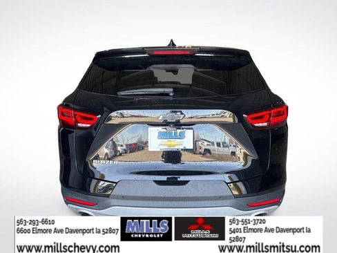 Used 2024 Chevrolet Blazer LT w/ Driver Confidence Package image 6