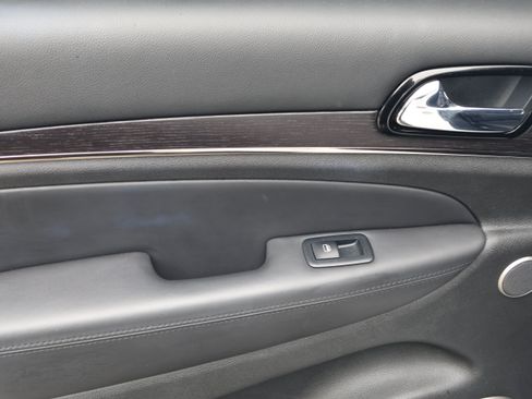 Used 2019 Jeep Grand Cherokee High Altitude AWD/4WD image 34