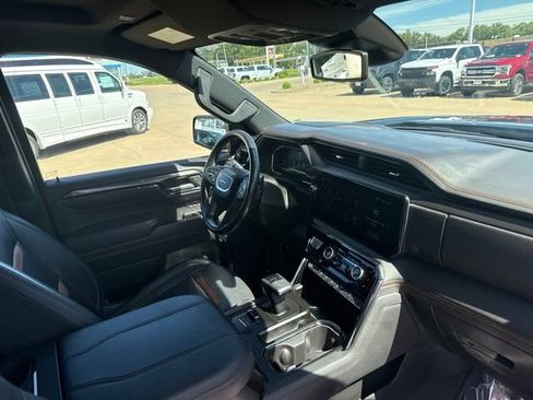 Used 2023 GMC Sierra 1500 AT4 w/ AT4 Premium Package AWD/4WD image 42
