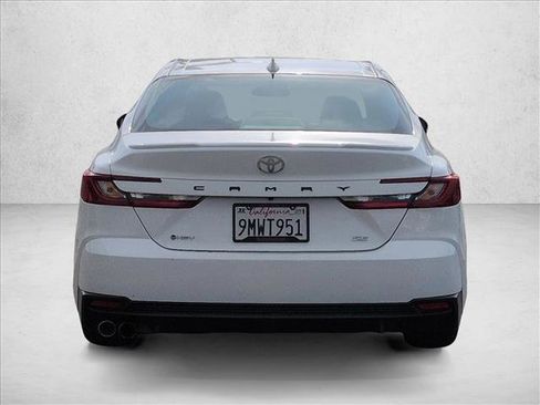 Used 2025 Toyota Camry SE FWD image 7