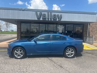Used 2022 Dodge Charger SXT w/ Driver Convenience Group AWD/4WD video 3