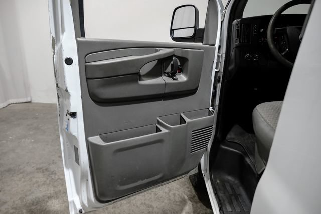 Used 2013 Chevrolet Express 3500 LT w/ LT Preferred Equipment Group RWD image 29