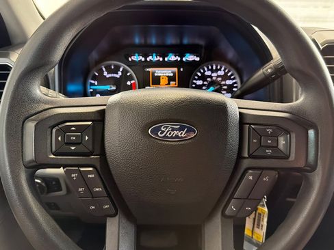 Used 2018 Ford F250 XLT w/ XLT Premium Package AWD/4WD image 27