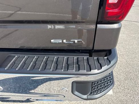 Used 2019 GMC Sierra 1500 SLT w/ SLT Premium Package AWD/4WD image 11
