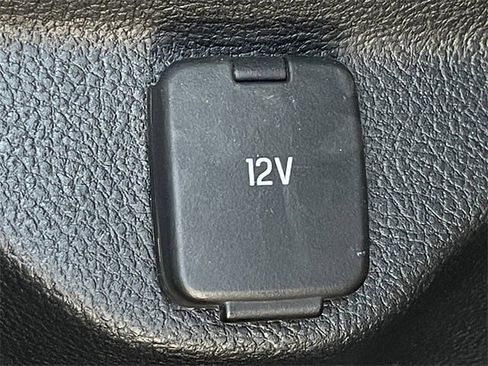 Used 2024 Ford Edge Titanium image 23