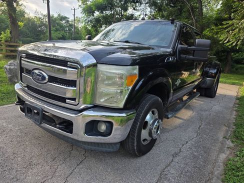 Used 2011 Ford F350 Lariat w/ Lariat Interior Pkg RWD image 7
