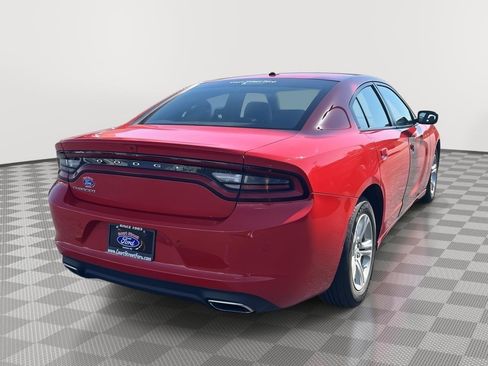 Used 2022 Dodge Charger SXT w/ Leather Interior Group image 15