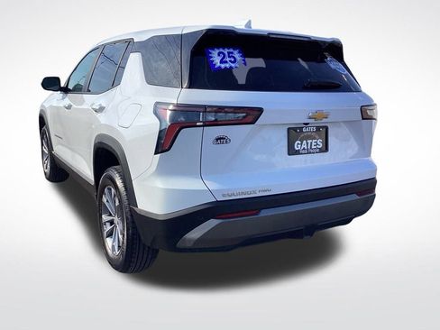 Used 2025 Chevrolet Equinox LT image 8
