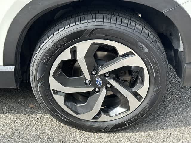 Certified 2023 Subaru Forester Touring AWD/4WD image 5