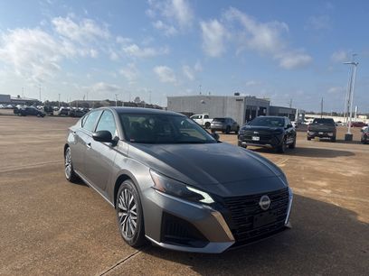 Certified 2025 Nissan Altima 2.5 SV