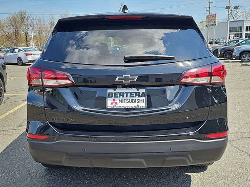 Used 2024 Chevrolet Equinox LS w/ LS Convenience Package AWD/4WD image 5