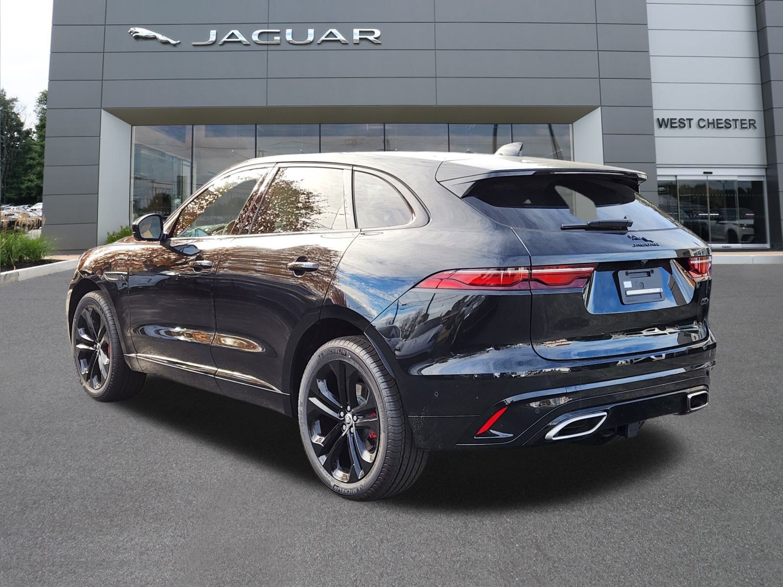 New 2026 Jaguar F-PACE R-Dynamic S AWD/4WD image 3