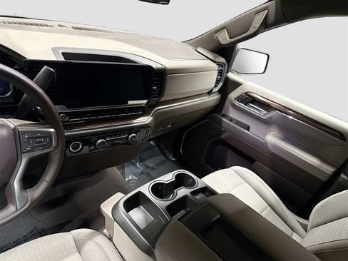 Used 2023 Chevrolet Silverado 1500 LT w/ Protection Package image 23