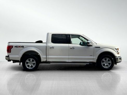Used 2015 Ford F150 Lariat image 3
