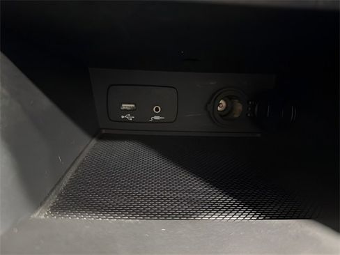 Certified 2023 Subaru Crosstrek 2.0i image 22