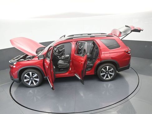 Used 2024 Honda Pilot Touring image 74