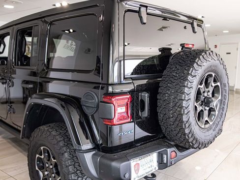 Used 2021 Jeep Wrangler Unlimited Rubicon 4xe w/ Steel Bumper Group AWD/4WD image 14