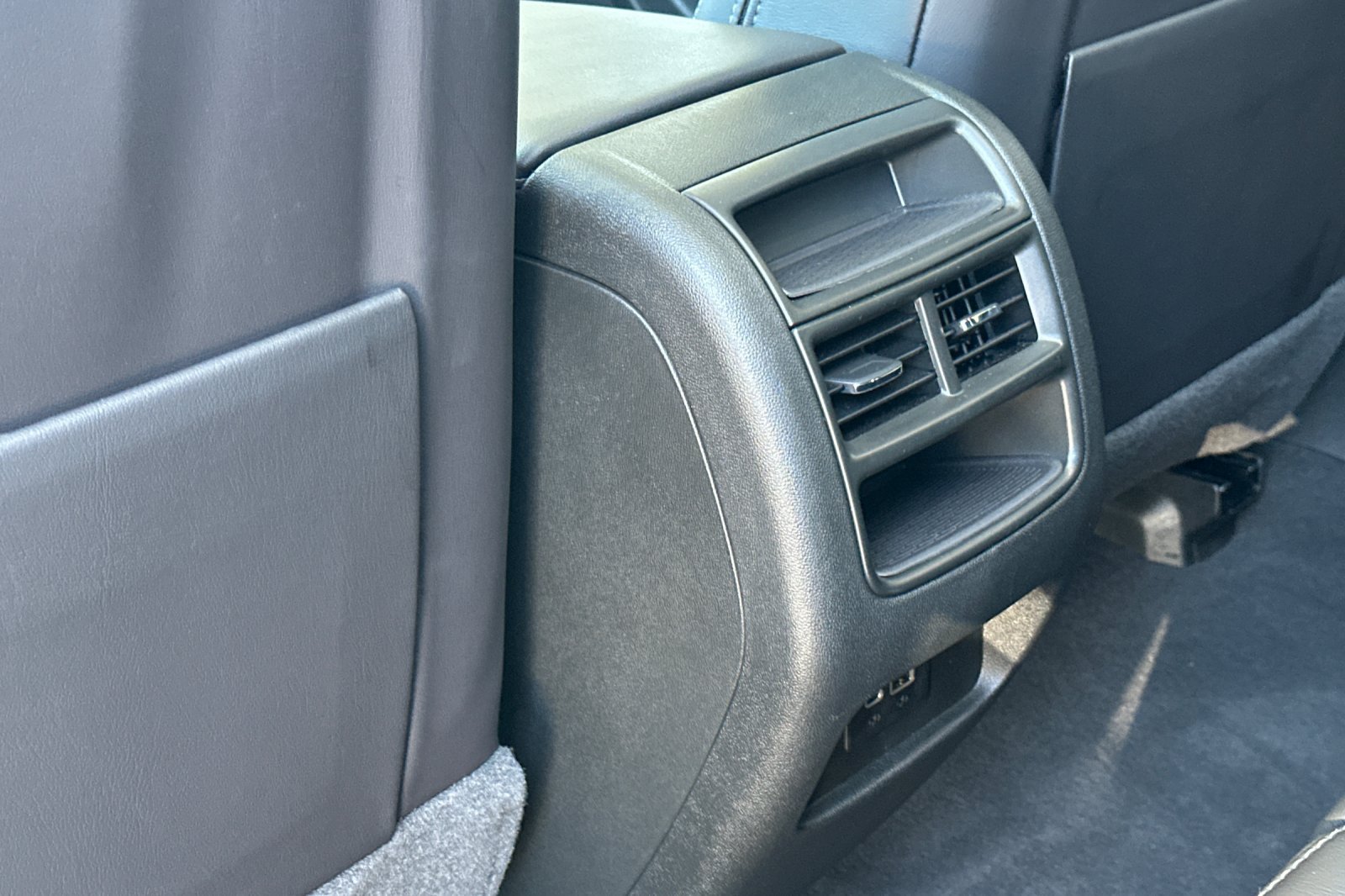 Used 2026 Cadillac XT5 Premium Luxury FWD image 15