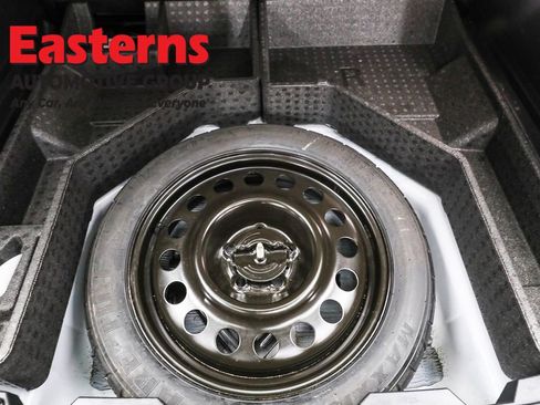 Used 2020 Ford Edge SE image 22