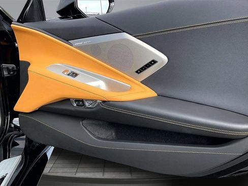 Used 2023 Chevrolet Corvette Stingray Preferred Cpe w/ Z51 Performance Package image 22