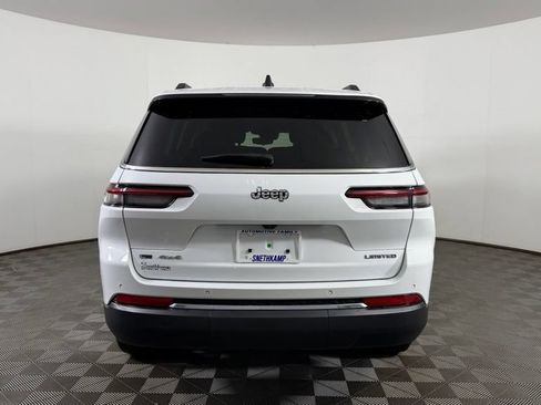 Used 2023 Jeep Grand Cherokee L Limited AWD/4WD image 7