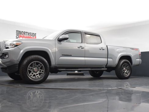 Used 2021 Toyota Tacoma TRD Sport w/ Technology Package AWD/4WD image 27