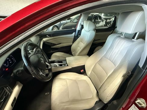 Used 2018 Honda Accord EX-L image 9