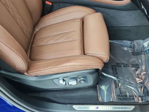 Used 2025 BMW X7 M60i image 24