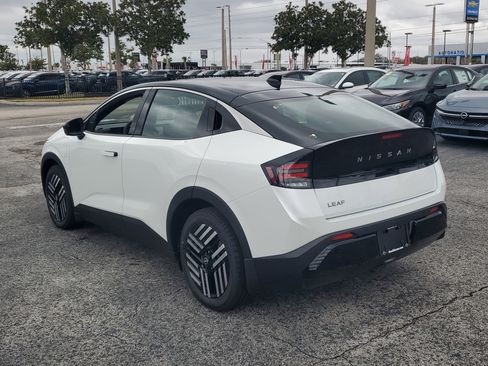 New 2026 Nissan Leaf SV+ image 6