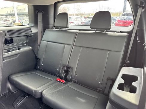 Certified 2025 Hyundai Santa Fe SEL image 12