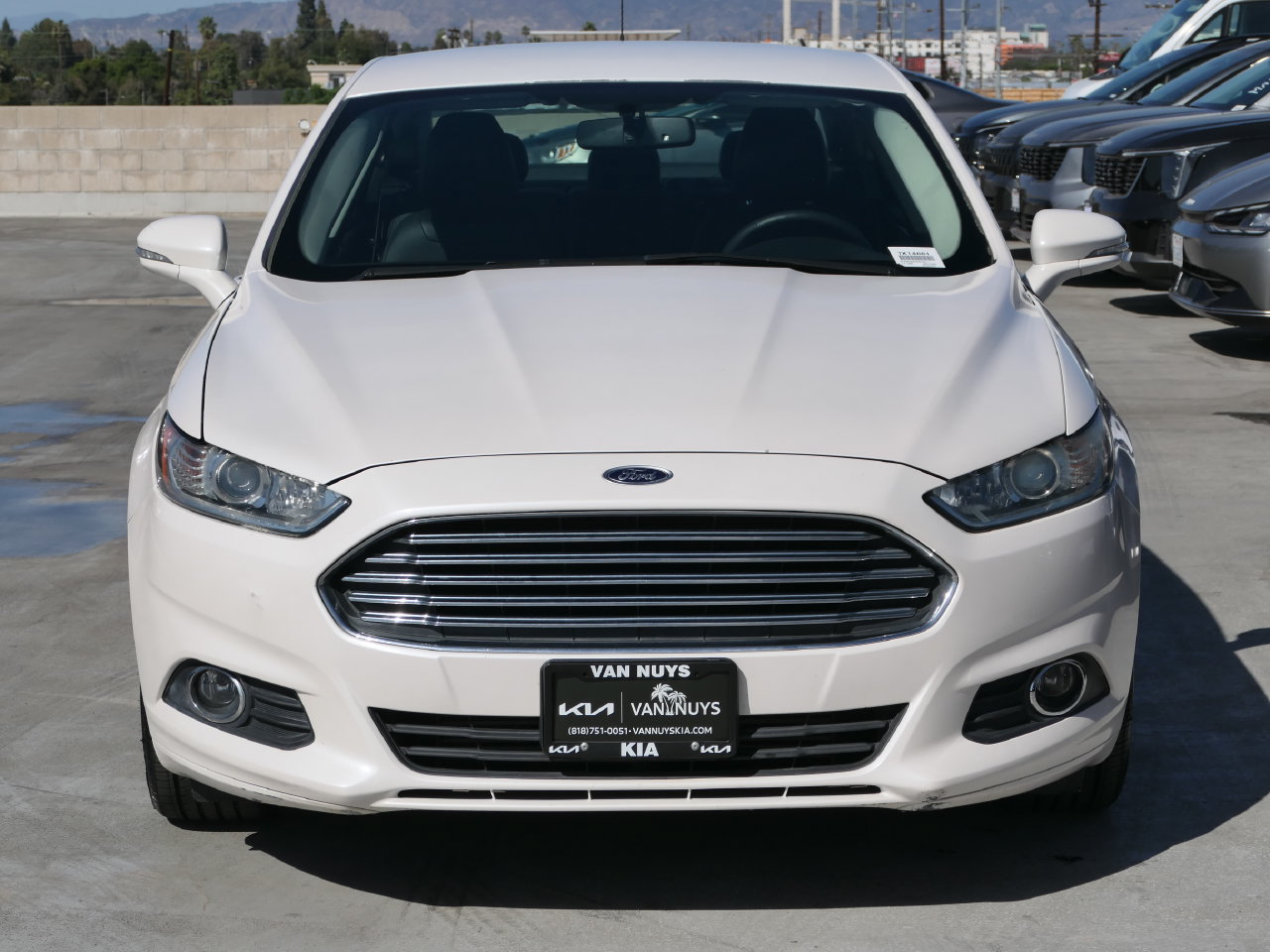 Used 2014 Ford Fusion SE w/ Equipment Group 202A FWD image 8