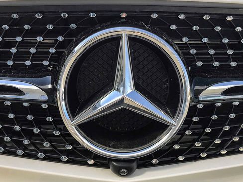 Certified 2017 Mercedes-Benz GLC 43 AMG 4MATIC image 33