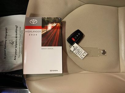 Used 2020 Toyota Highlander Platinum