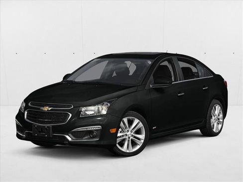 Used 2015 Chevrolet Cruze LS FWD image 1