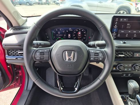 Used 2024 Honda Accord EX-L image 19