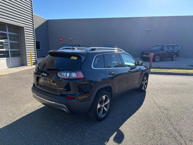 Used 2019 Jeep Cherokee Limited FWD image 5
